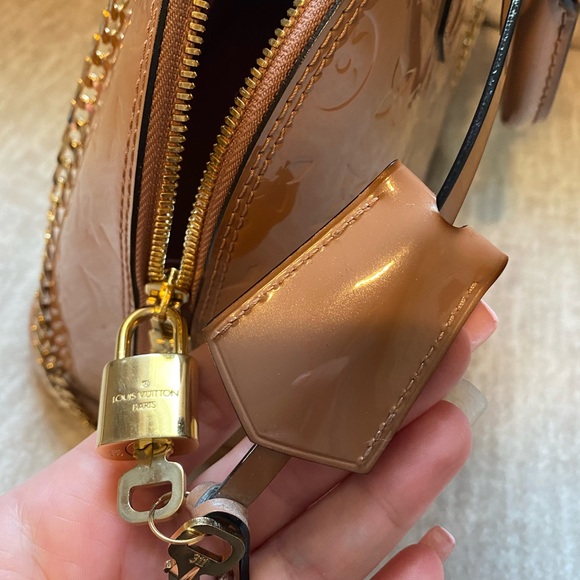 LV Vernis Alma PM authentic - Picture 7 of 8